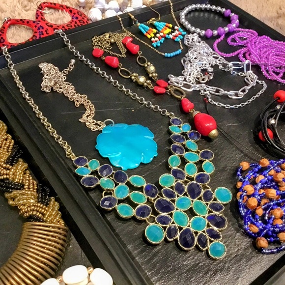 70 PIECES SELLERS BUNDLE All Wearable/Sellable 3.3 pounds - Picture 8 of 16